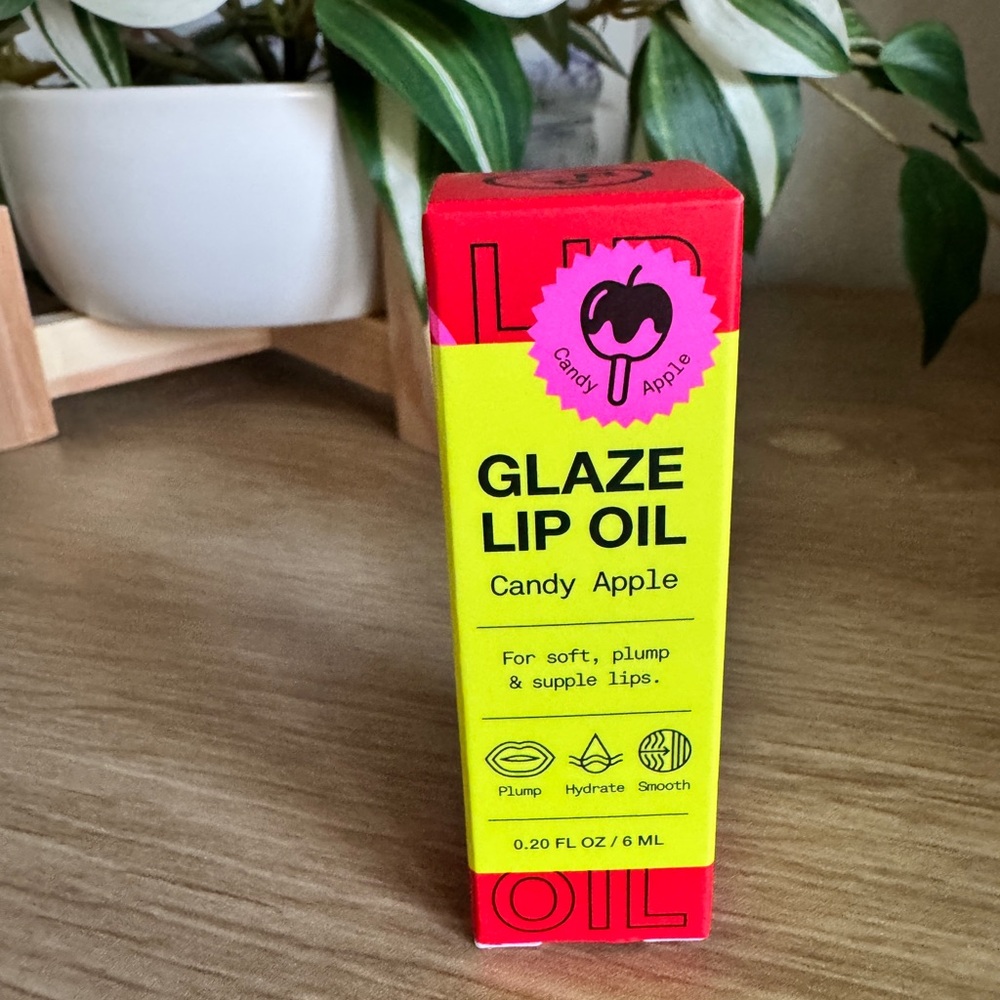 INNBeauty Glaze Lip Oil Candy Apple (NEW in Box)